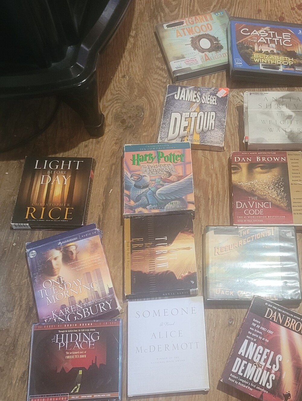 Assorted Audiobook CD Collection — Mixed Colors - Picture 4 of 4